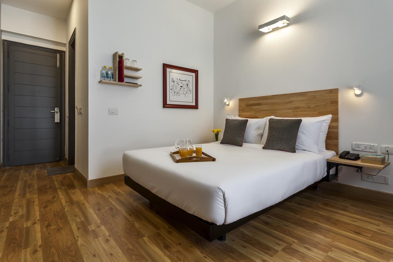 Oyo Townhouse 010 La Paradise Nuova Delhi Esterno foto