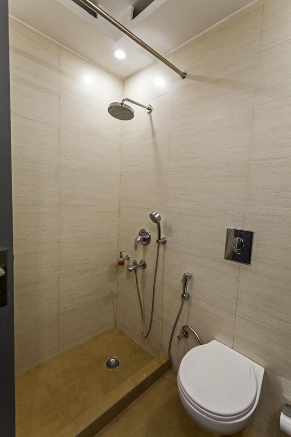 Oyo Townhouse 010 La Paradise Nuova Delhi Esterno foto